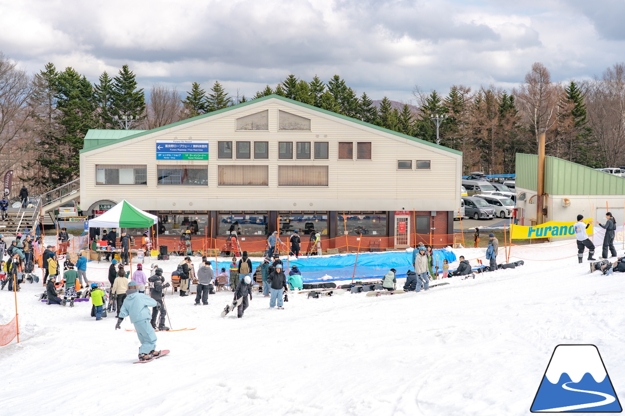 富良野スキー場｜いよいよインターナショナルなイベントに？！春シーズン恒例『第13回 Pond Skimming 池渡り』開催～♪